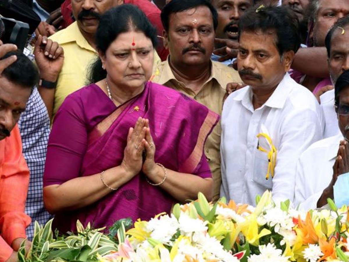 శ‌శిక‌ళ కీల‌క వ్యాఖ్య‌లు- క‌లిసి ఉంటేనే అధికారంలోకి…