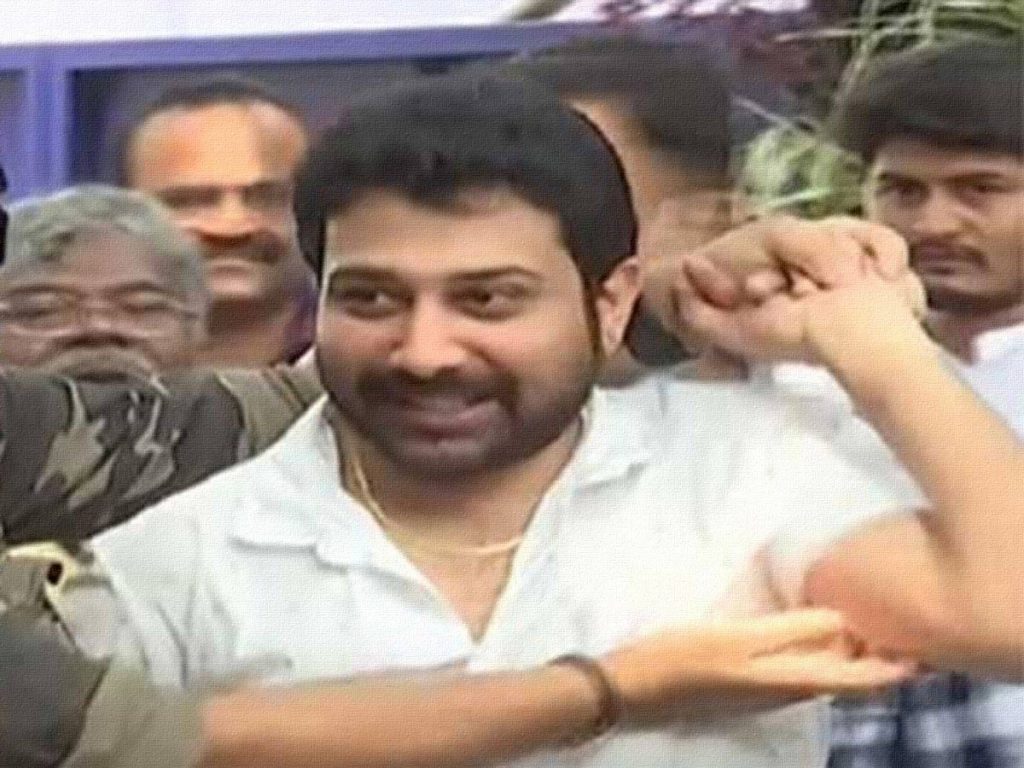Actress Hema Bites Siva Balaji's Hand