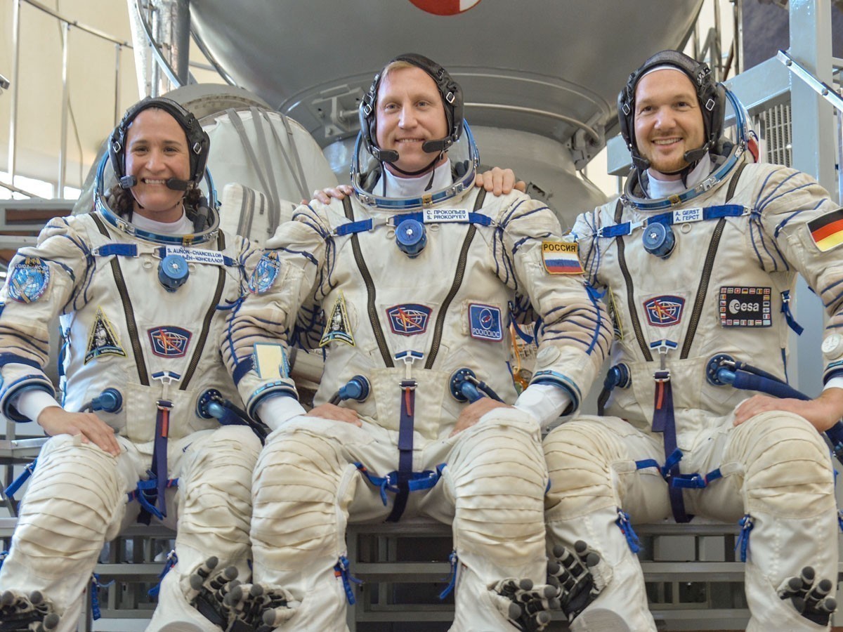 ర‌ష్యా సాహసం:  అంత‌రిక్షంలో తొలిసారి సినిమా షూటింగ్‌…