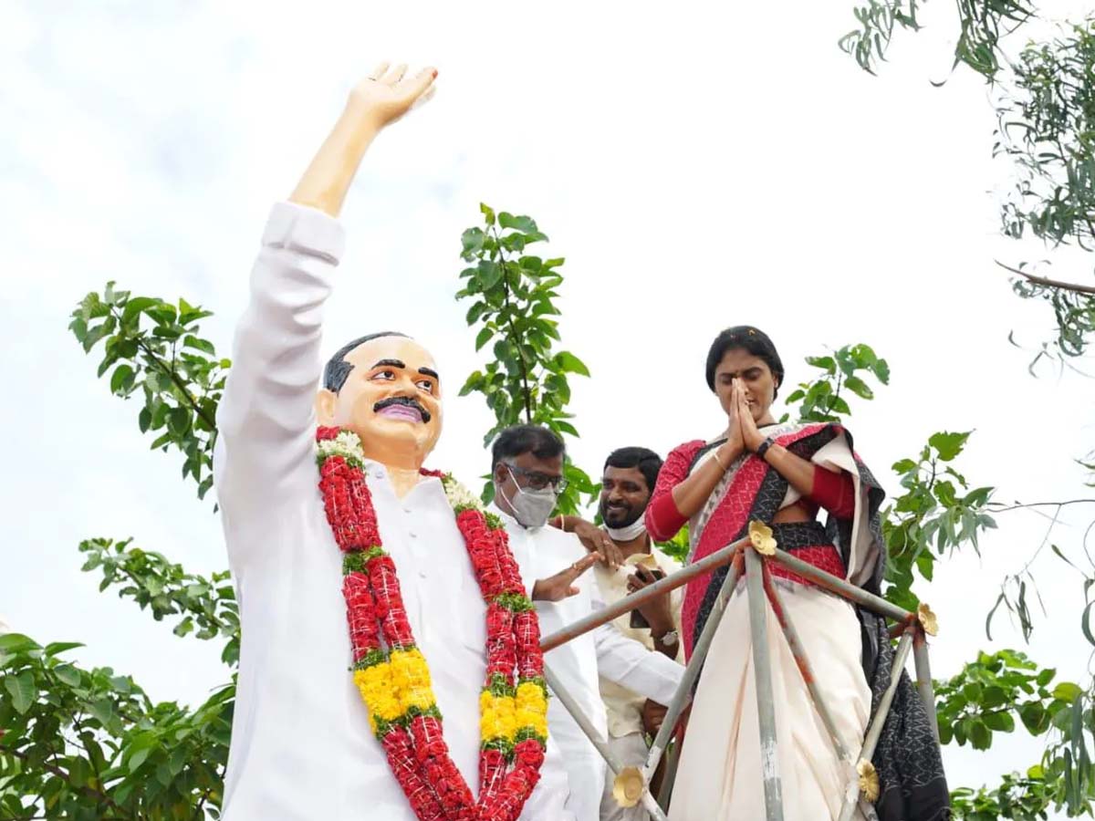 ఆ పేరుతోనే వైఎస్ ష‌ర్మిల పాద‌యాత్ర‌… చేవెళ్ల నుంచి మొద‌లుపెట్టి…