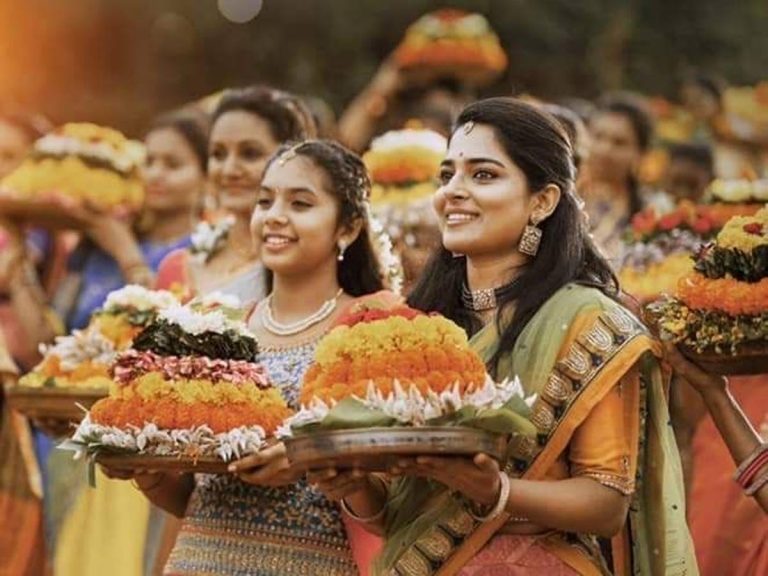 తెలంగాణ జాగృతి బతుకమ్మ పాట వచ్చేసింది