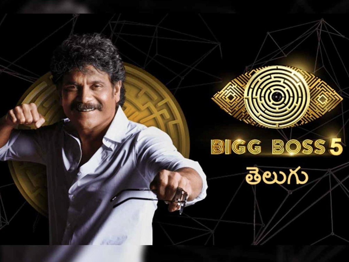 కుకింగ్ తో ఒకరు! క్లీనింగ్ తో ఇద్దరూ!!