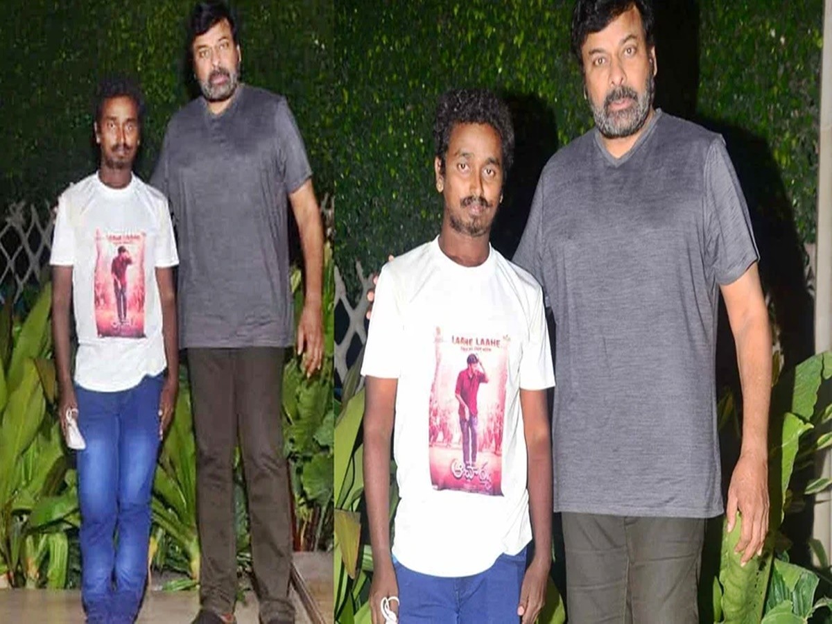 మెగాస్టార్ కోసం 726 కి.మీ. పాదయాత్ర చేసిన దివ్యాంగుడు