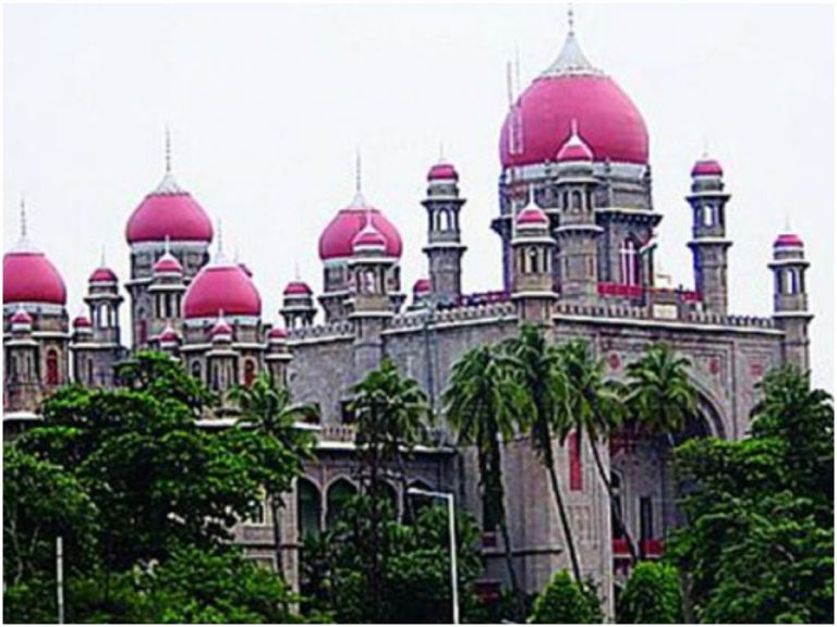 దిశ కమిషన్‌ విచారణలో జోక్యం చేసుకోలేం: హైకోర్ట్