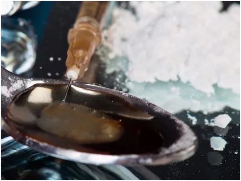 హైదరాబాద్‌లో డ్రగ్స్ కలకలం.. సూత్రధారులెవరంటే?