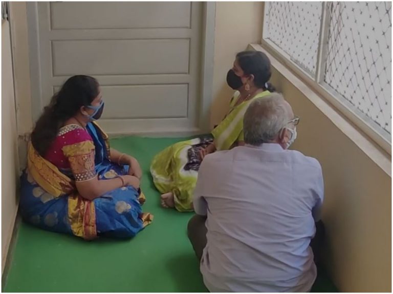 ద్వారకా తిరుమలలో ఇద్దరు మహిళల నిరసన