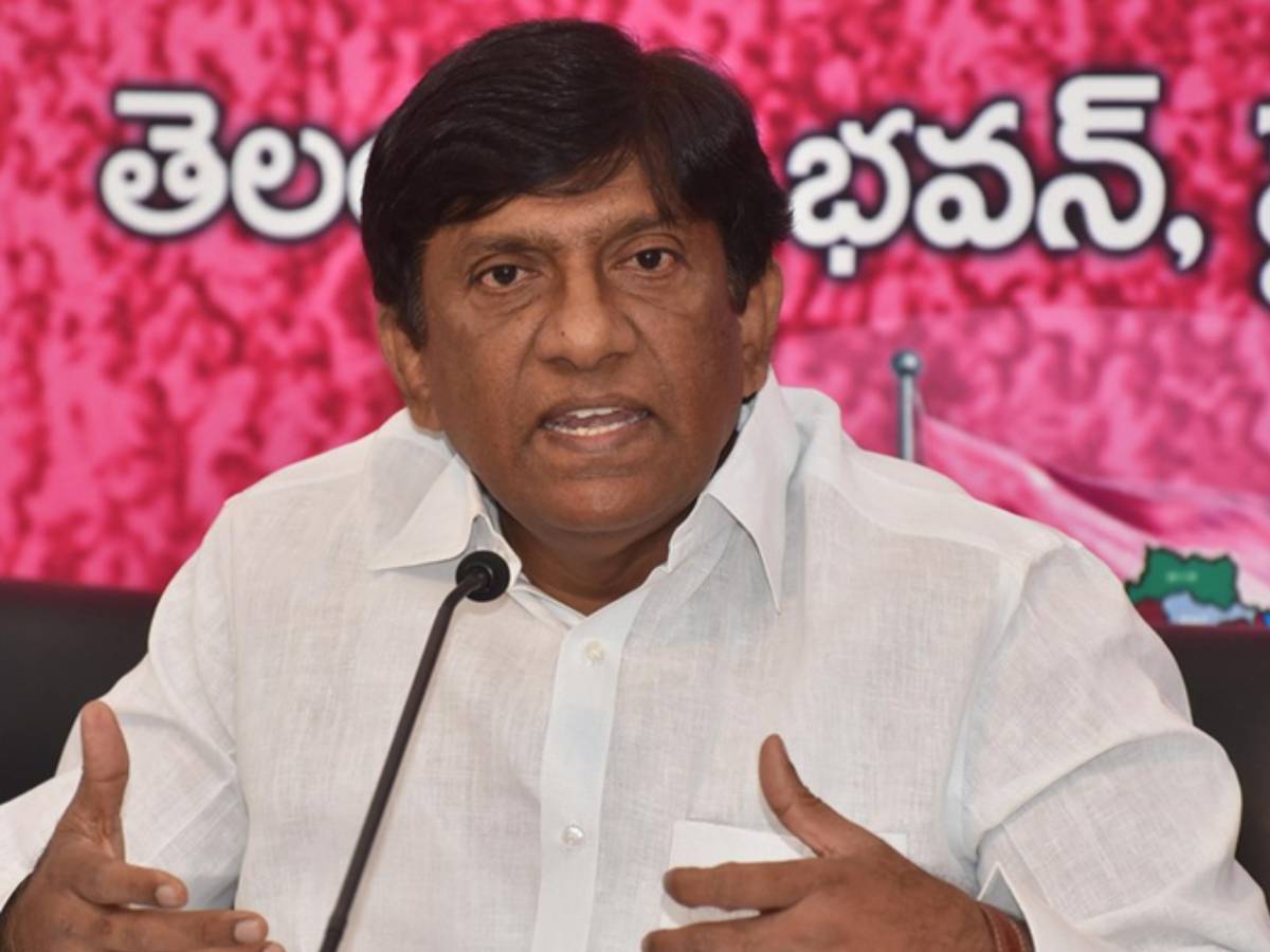 కమలాపూర్‌ను ఎడ్యుకేషన్‌ హబ్‌గా మారుస్తాం : బోయిన్‌పల్లి వినోద్‌ కుమార్