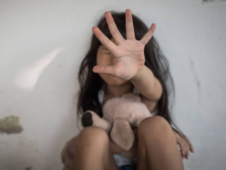 దారుణం : మరో కామాంధుడి చేతిలో బలైన ఓ చిన్నారి..