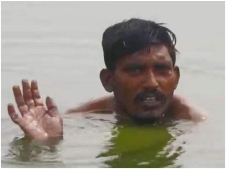 చెరువులో రౌడీషీటర్ హల్ చల్.. అసలేం జరిగింది?