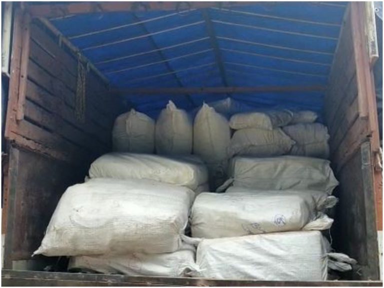 జీడిపిక్కల మాటున గుట్కా, ఖైనీ తరలింపు