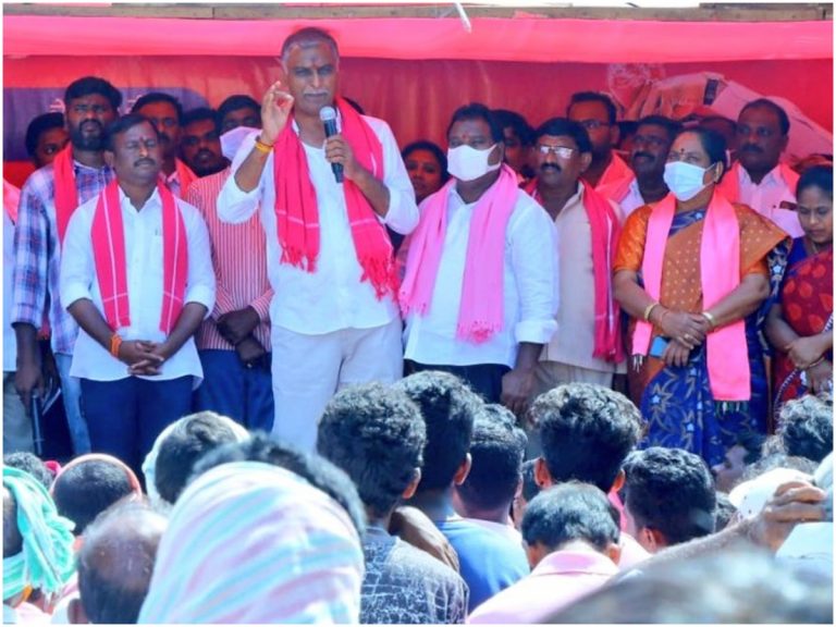 నమ్మకాల పార్టీ టీఆర్ఎస్- అబద్దాల పార్టీ బీజేపీ