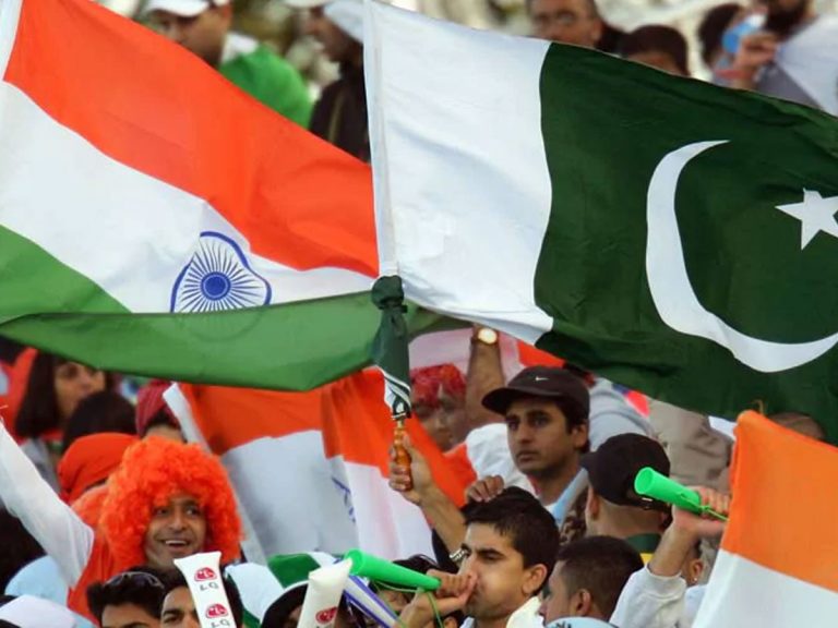 భారత్ – పాక్ : గంటలోనే అమ్ముడుపోయిన టికెట్లు…