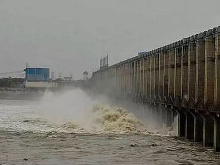 అందులో జూరాల లేకపోవడం అన్యాయం…