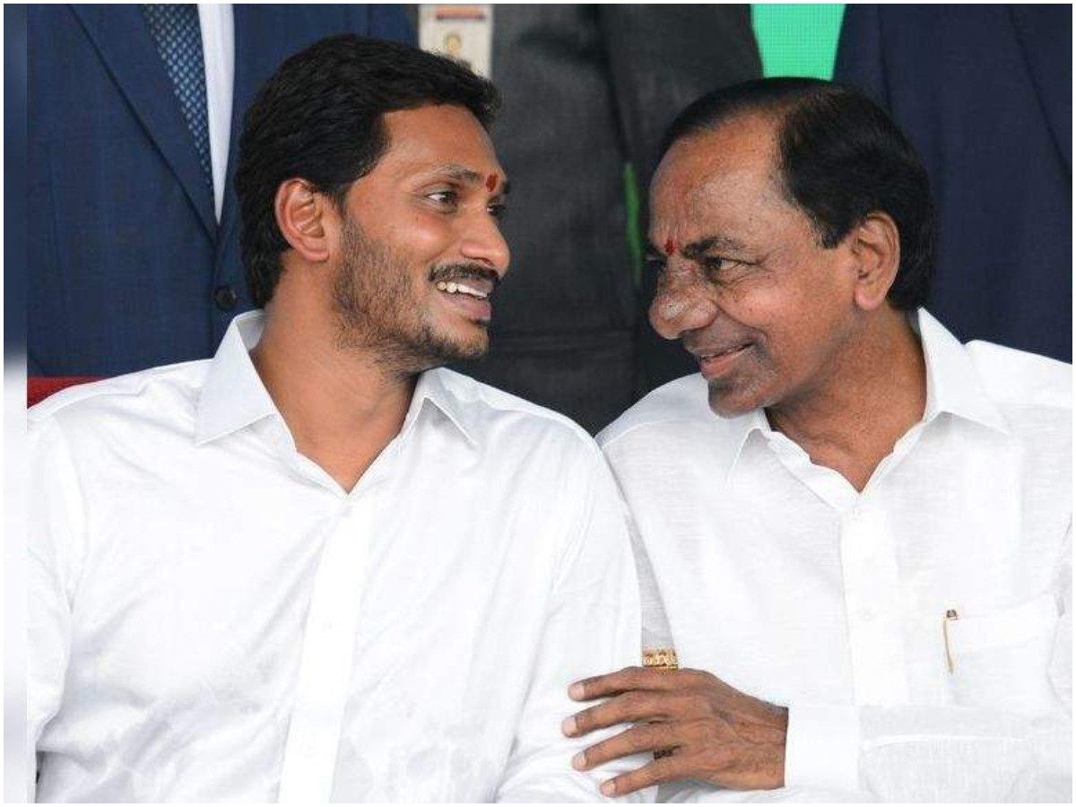 కేసీఆర్-జగన్‌లపై రేవంత్ ట్వీట్ వార్