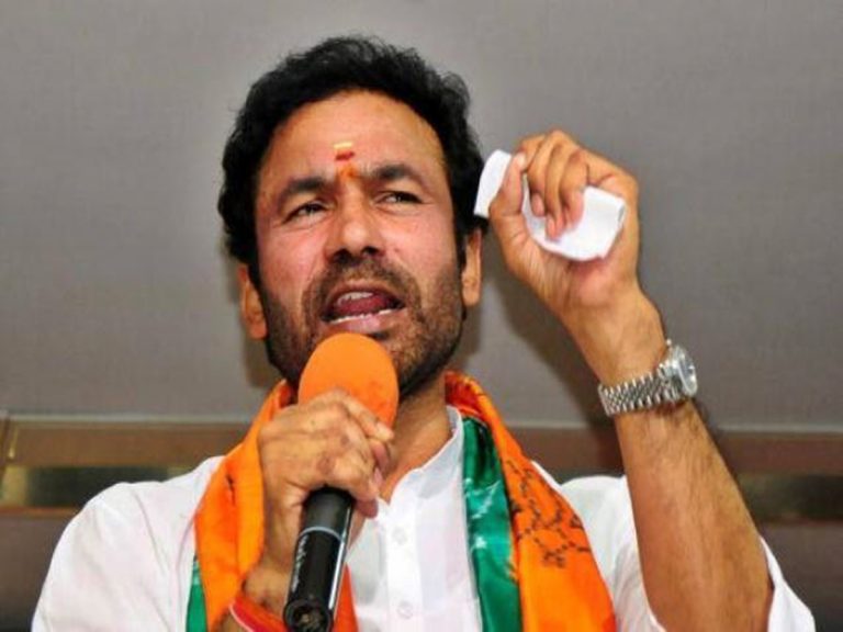 పిల్లులు కావాలో.. పులి బిడ్డ కావాలో ప్రజలు తేల్చుకోవాలి: కిషన్ రెడ్డి