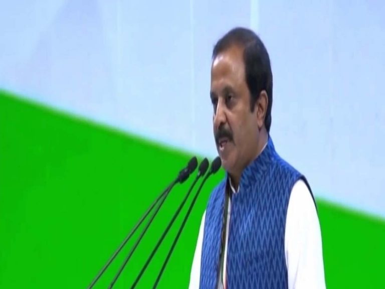మూసీ కాల్వలో మురికి ఎంతనో.. టీఆర్‌ఎస్‌ నేతల అవినీతి అంత : మధుయాష్కీ గౌడ్‌