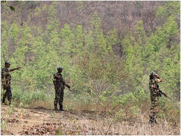 ఎన్‌కౌంటర్: ముగ్గురు మావోయిస్టులు మృతి