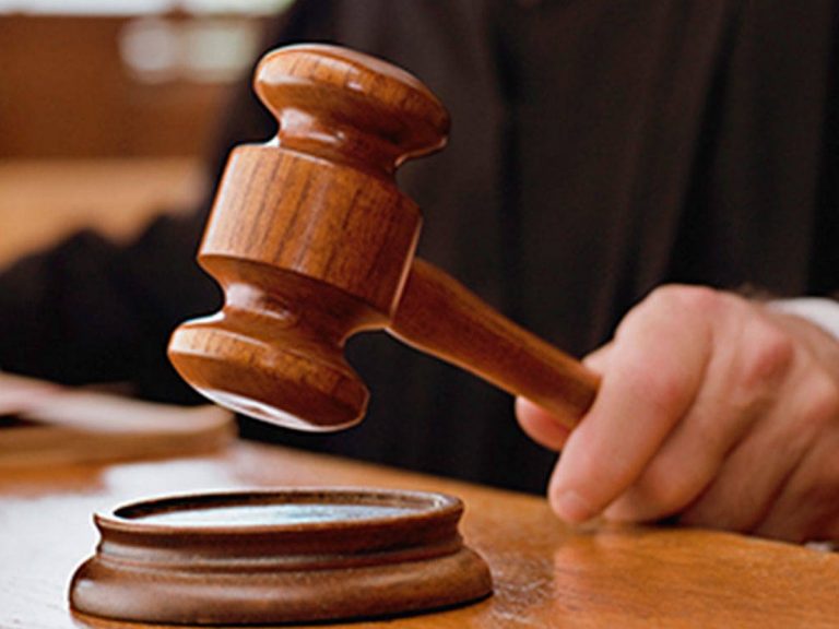 న్యాయవ్యవస్థలో రాజకీయ ప్రమేయం ఉంటుందా?