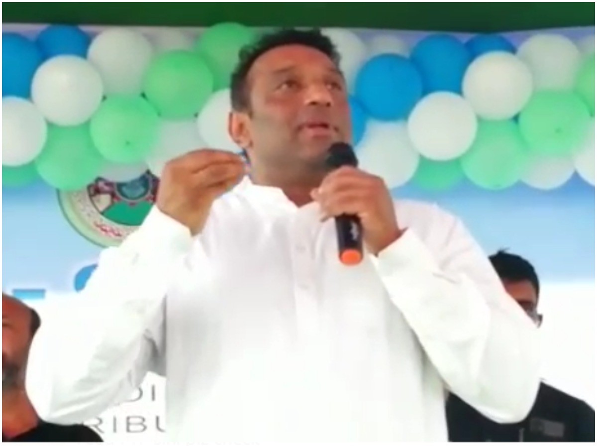 ఆత్మకూరు ప్రజల దాహార్తి తీరుస్తాం-మంత్రి మేకపాటి