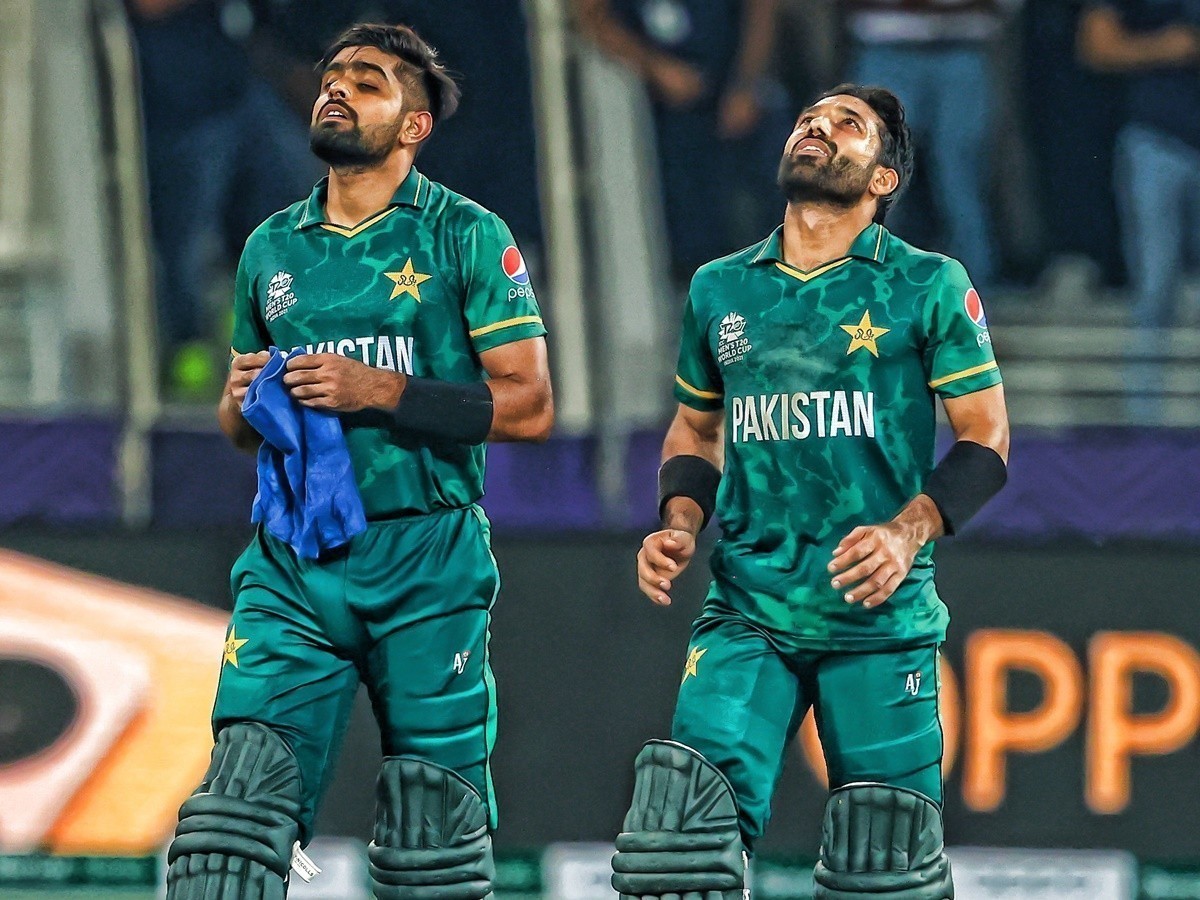 భారత్‌పై పాక్ గెలుపు.. రాజస్థాన్ టీచర్‌ ఉద్యోగం హుష్ కాకి