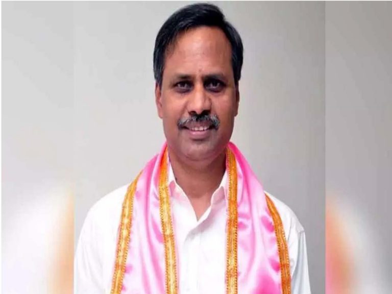 ధరలు తగ్గించడం చేతకాక నిందలు మాపైనా : ఎమ్మెల్సీ పల్లా