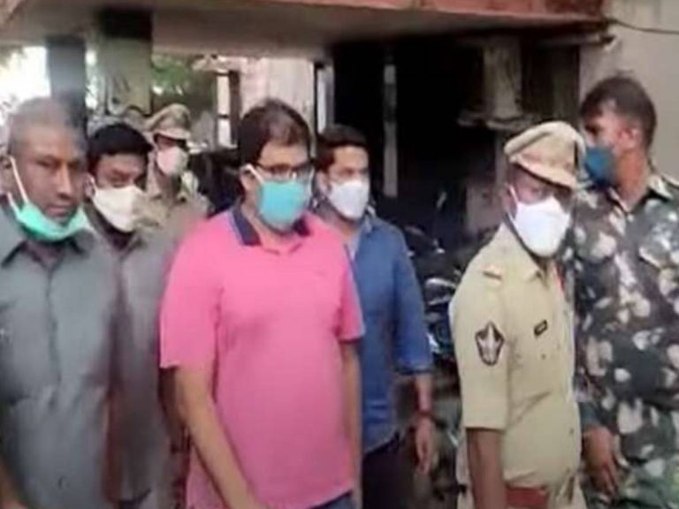 రాజమండ్రి సెంట్రల్‌ జైలుకు పట్టాభిరామ్‌..