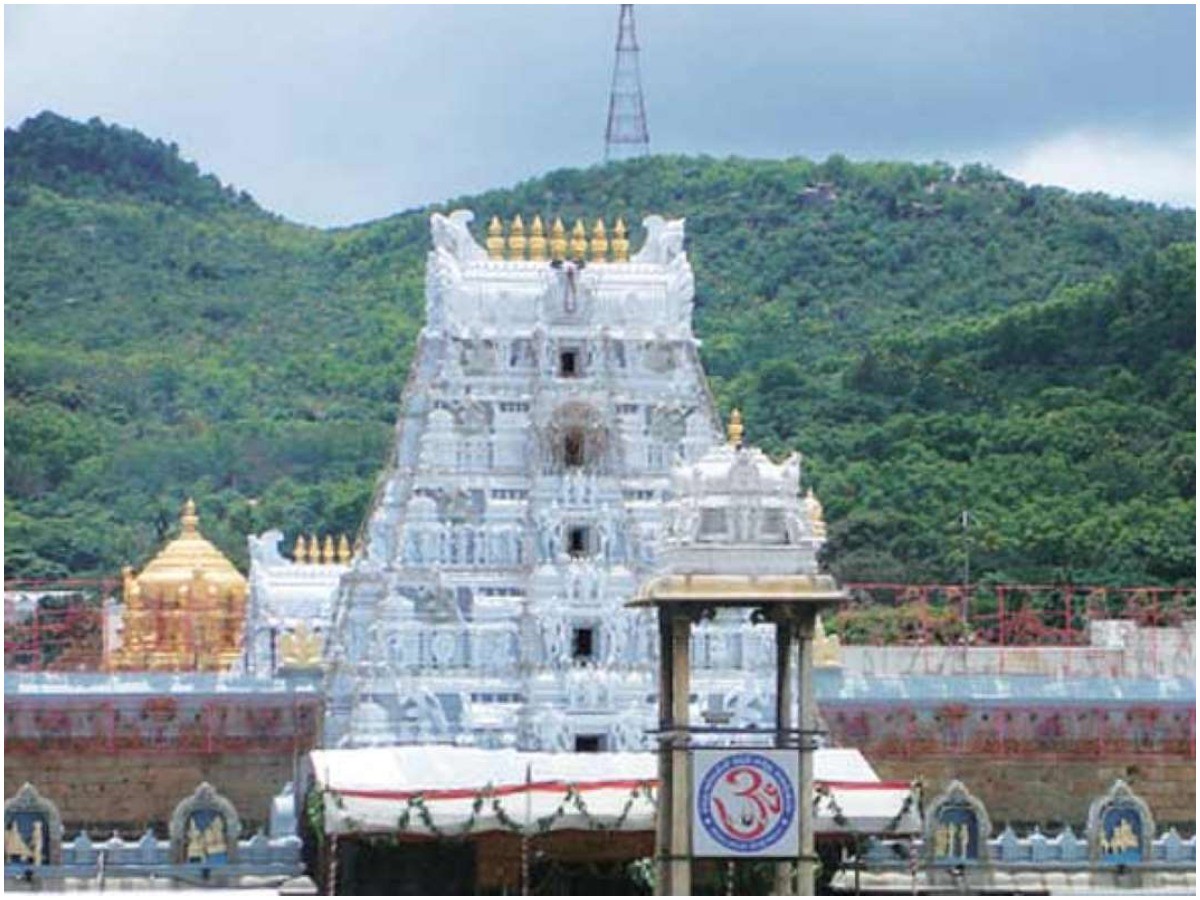 తిరుమ‌ల‌లో వారికి ప్ర‌త్యేక ద‌ర్శ‌నం లేదు… టీటీడీ వివ‌ర‌ణ‌