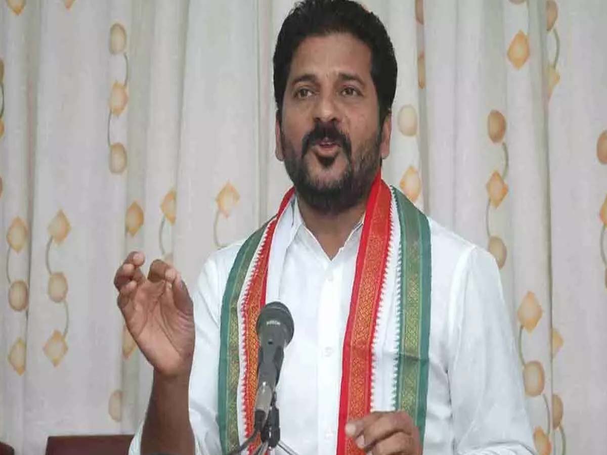 ఆ రైతులవి సహజ మరణాలు కాదు.. హత్యలు : రేవంత్ రెడ్డి