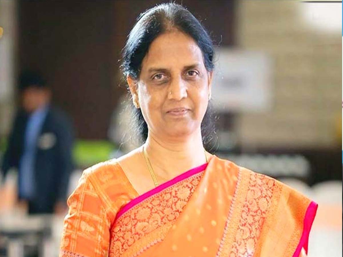 అర్హత ఉన్న ప్రతి ఒక్కరికీ హక్కు పత్రాలు వస్తాయి: సబితా ఇంద్రారెడ్డి