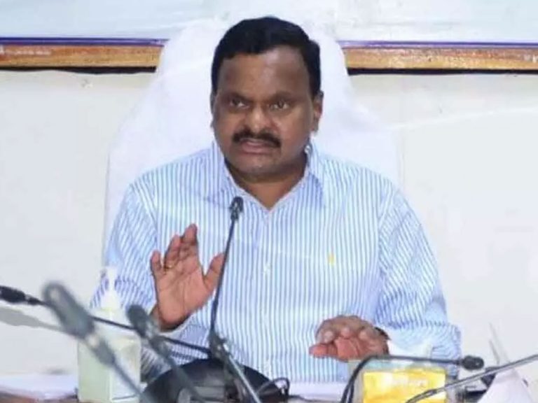 ఒక్క ఎకరం వరి వేసినా.. ఖబడ్డార్‌ ; సిద్దిపేట కలెక్టర్‌ వార్నింగ్‌ !