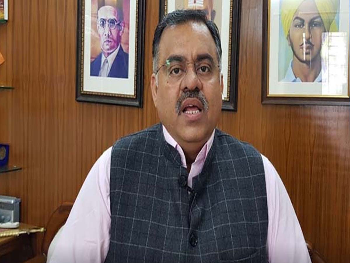 కేసీఆర్ అహంకారానికి వ్యతిరేకంగా ప్రజలు ఓటు వేస్తారు: తరుణ్‌చుగ్‌