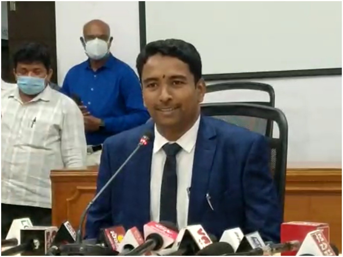 జీవీఎంసీ కమీషనర్‌గా లక్ష్మీ షా బాధ్యతల స్వీకరణ