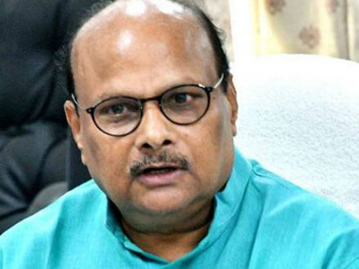 ఏపీ పరిస్థితులపై కేంద్ర ప్రభుత్వం జోక్యం చేసుకోవాలి : యనమల