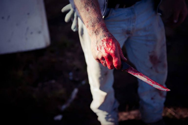 భార్యపై అనుమానంతో కూతురిని బలి తీసుకున్న తండ్రి