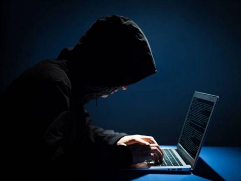 ‘గేట్‌ వే’పై సైబర్‌ ఎటాక్.. కోట్లలో కొట్టేశారు..!