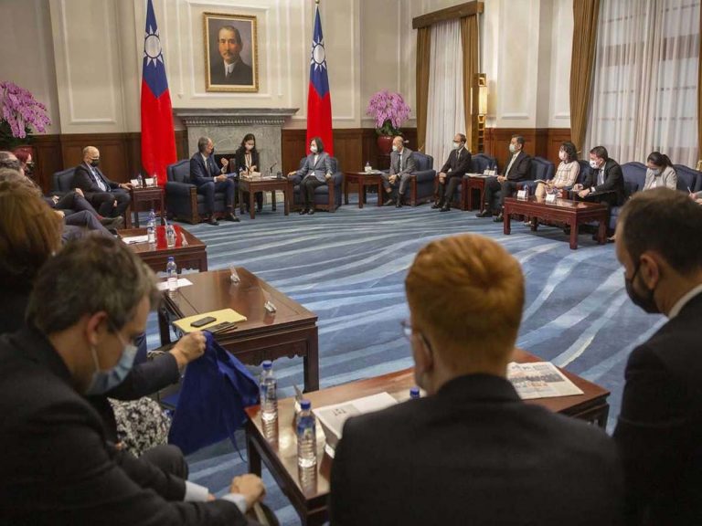 చైనాకు షాక్‌:  తైవాన్‌కు యూరోపియ‌న్ దేశాల అండ‌…