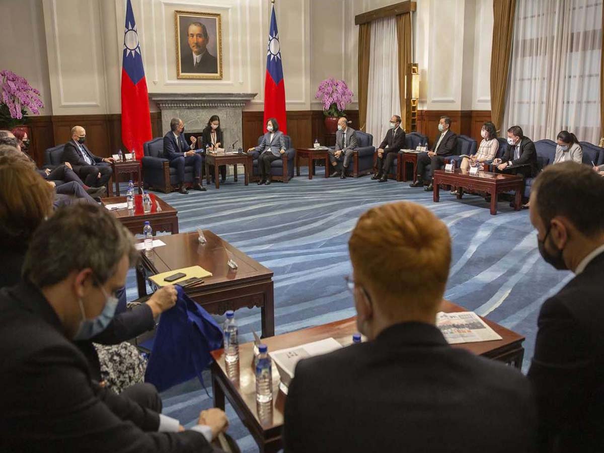 చైనాకు షాక్‌:  తైవాన్‌కు యూరోపియ‌న్ దేశాల అండ‌…