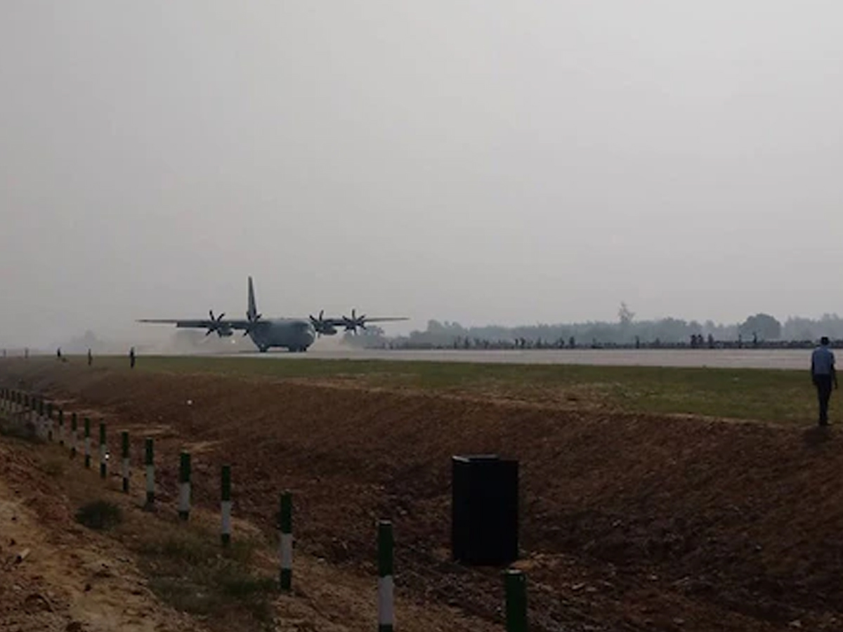 జాతీయ‌ర‌హ‌దారుల‌పై ర‌న్‌వేలు… ఇదే కార‌ణం…