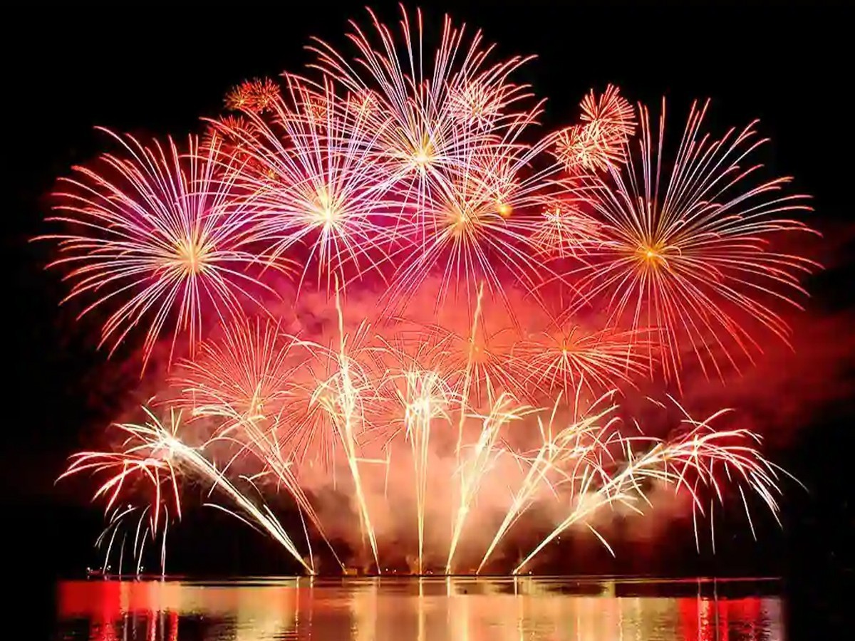 ఆ దేశాల్లో ఫైర్ క్రాక‌ర్స్‌పై నిషేధం… కాల్చితే…