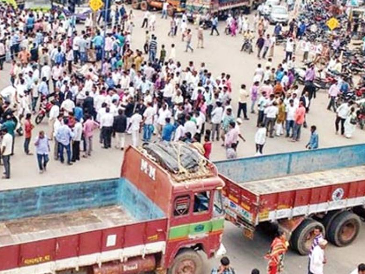 హైద‌రాబాద్ -వ‌రంగ‌ల్ జాతీయ ర‌హ‌దారిపై భారీ ట్రాఫిక్ జామ్‌…