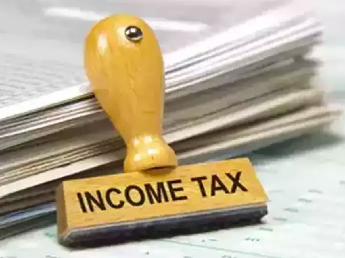 విశాఖలో ఐటీ దాడుల కలకలం..