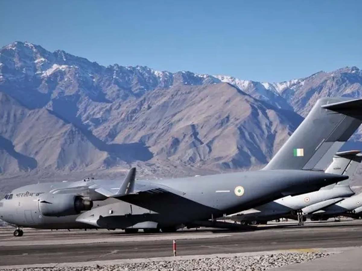 చైనా బోర్డ‌ర్‌లో ఇండియన్ ఆర్మీ ఎయిర్‌ఫోర్స్ విన్యాసాలు… శీతాకాలంలో…