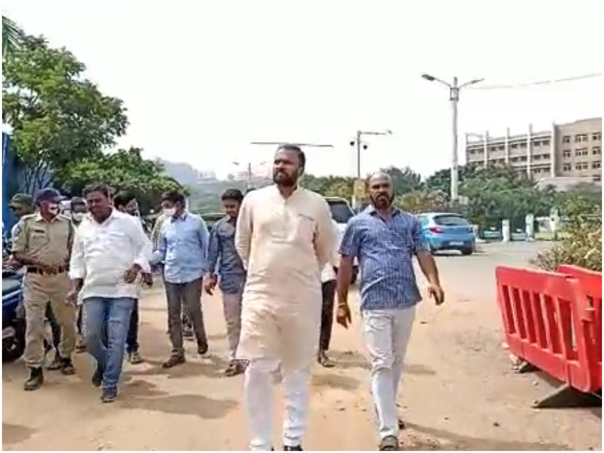 రుషికొండ మనుగడకే ముప్పు.. జేడీ లక్ష్మీనారాయణ ఆందోళన