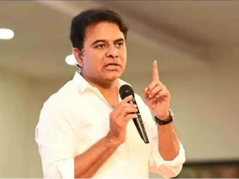 రైతులందరూ కేసీఆర్‌ మాటను వినాలి: కేటీఆర్‌