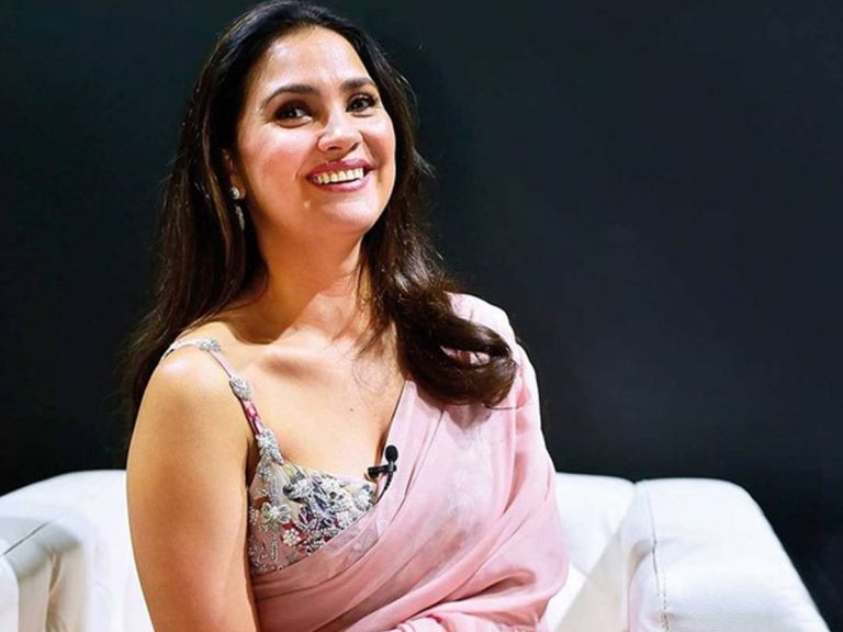 డేటింగ్ యాప్ లో ప్రముఖ హీరోయిన్… మీమ్స్ ?