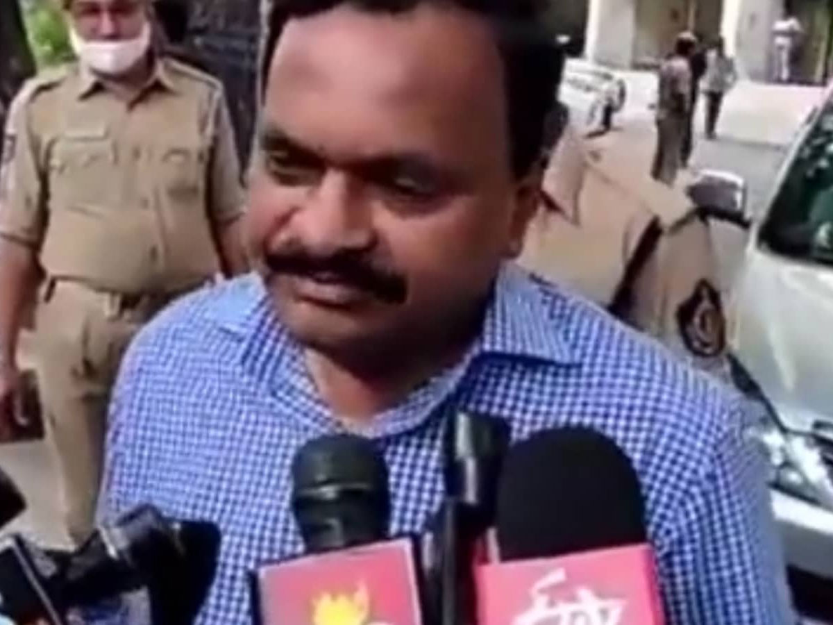 ఒక్కసారి కాదు వందసార్లు కేసీఆర్‌కు పాదాభివందనం చేస్తా : ఎమ్మెల్సీ వెంకట్రామిరెడ్డి