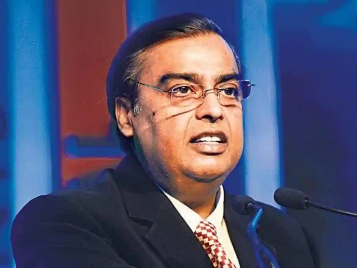 వాల్‌మార్ట్ బాట‌లో అంబానీ… ఆస్తుల పంప‌కం విష‌యంలో…