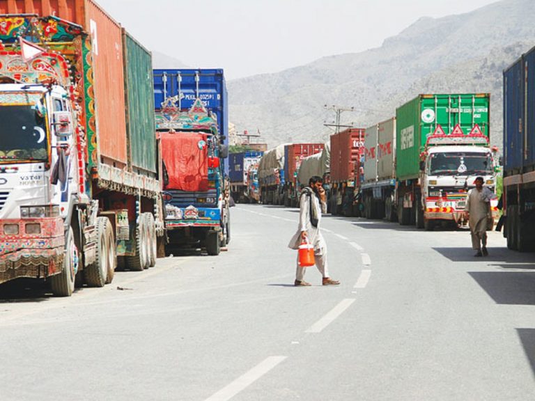 గుడ్ న్యూస్ చెప్పిన పాక్‌:  ఇండియా నుంచి ఆఫ్ఘ‌న్ వెళ్లే వాహ‌నాల‌కు అనుమ‌తి…