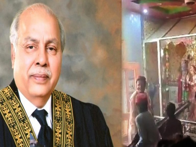 హిందూ ఆలయంలో పాక్ సుప్రీంకోర్టు ప్రధాన న్యాయమూర్తి పూజలు…