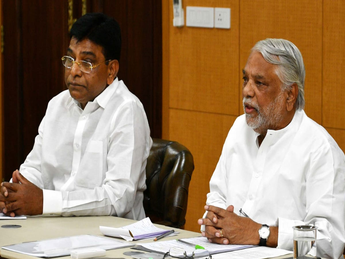 పార్లమెంట్‌ సమావేశాలు.. ధాన్యం సేకరణపై టీఆర్ఎస్ వాయిదా తీర్మానం